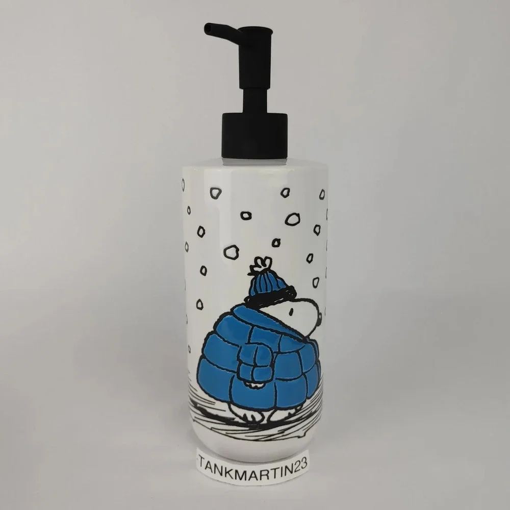 Peanuts Snoopy Soap Lotion Dispenser Quilted Puffy Jacket Linus Charlie Brown